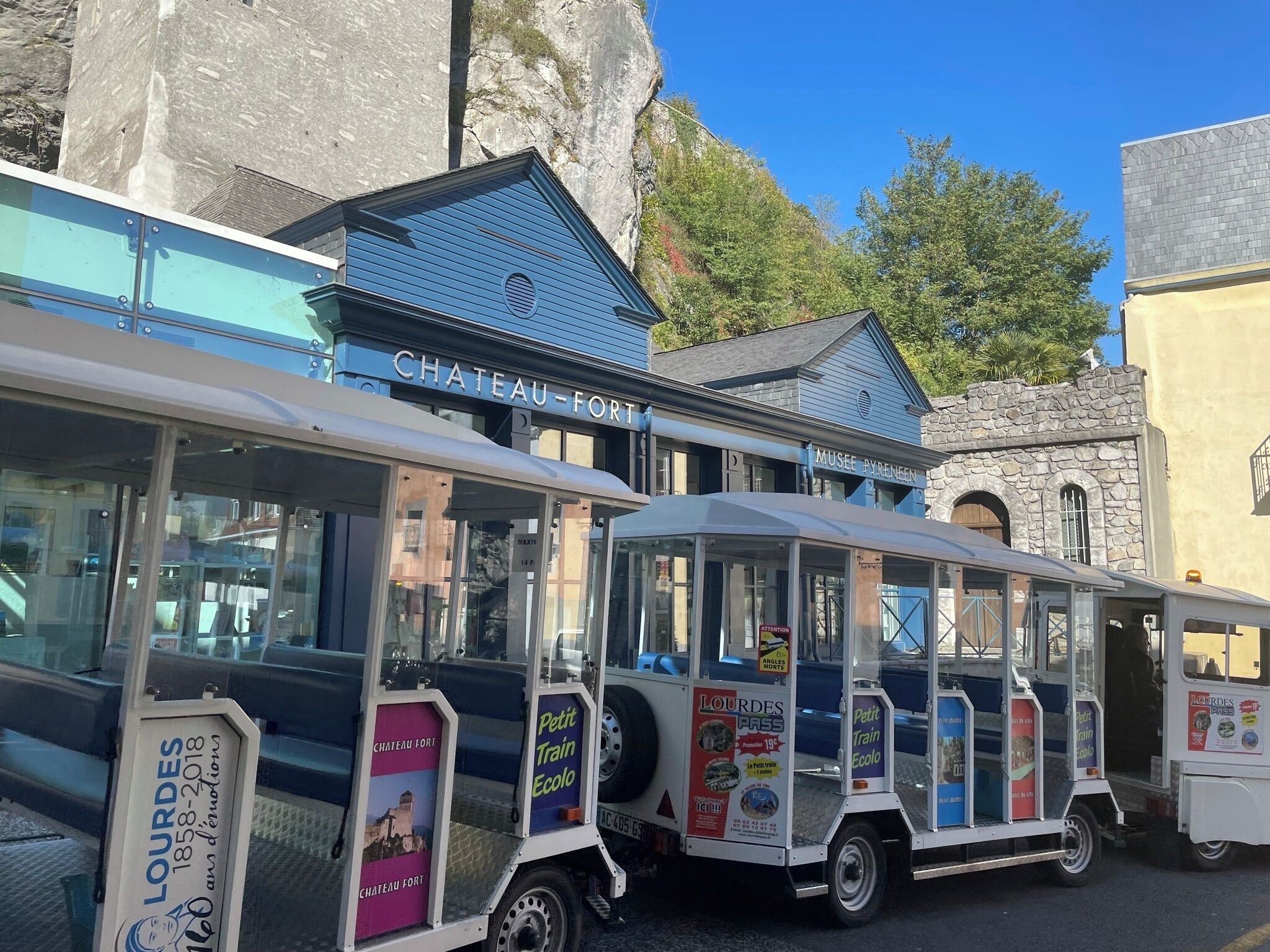 Photo - Logis Hôtel Castel de Mirambel
