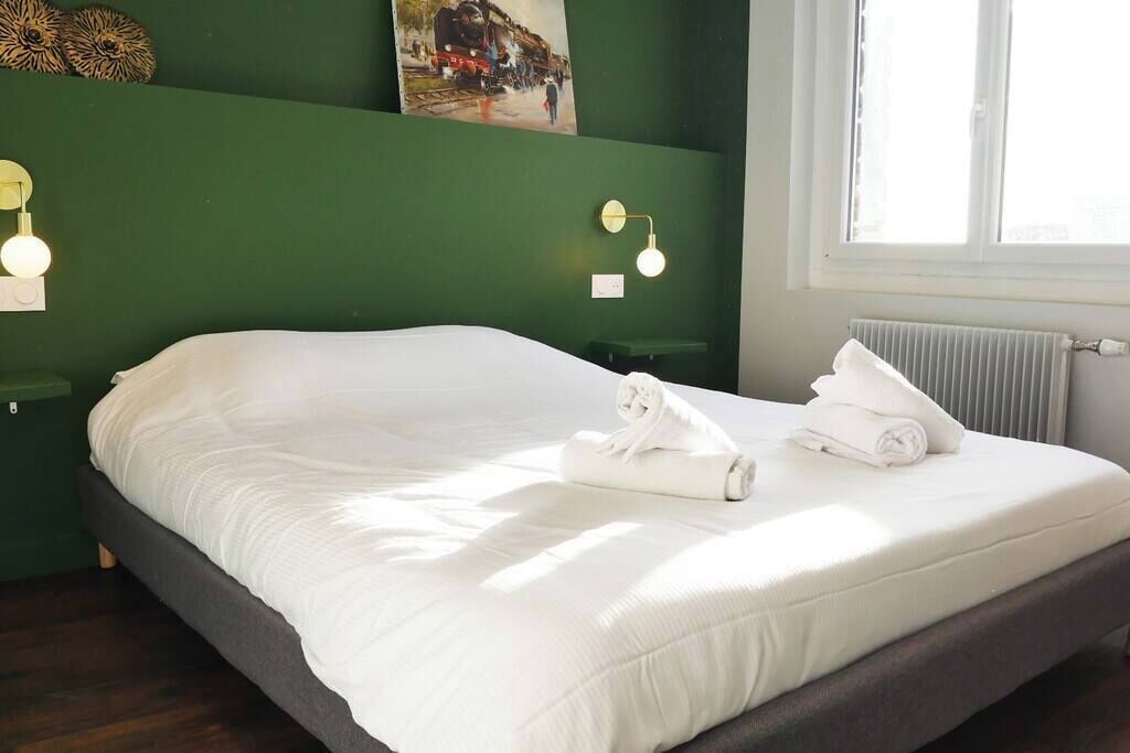 3 bedrooms, WiFi, bed sheets