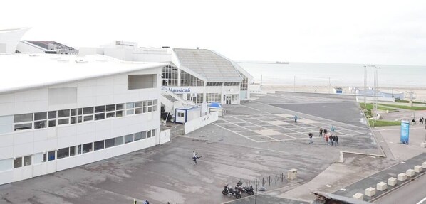 Third-party on-site parking