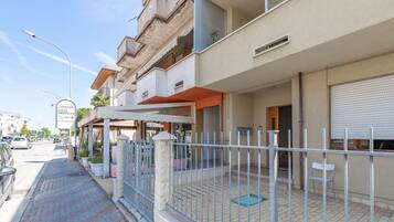 Apartment, Smoking | 2 bedrooms