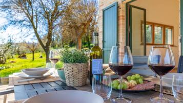 Villa, fumeurs | 5 chambres