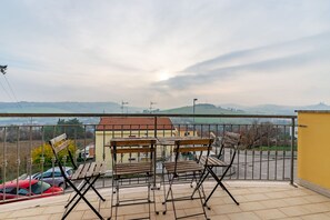 Apartment, Smoking | 2 bedrooms - Casale Al Mare in Loreto (Loreto)