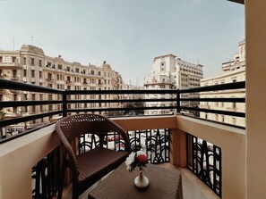 Deluxe Double Room | Terrace/patio