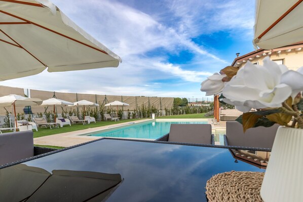 Villa, Smoking | 1 bedroom, free cots/infant beds