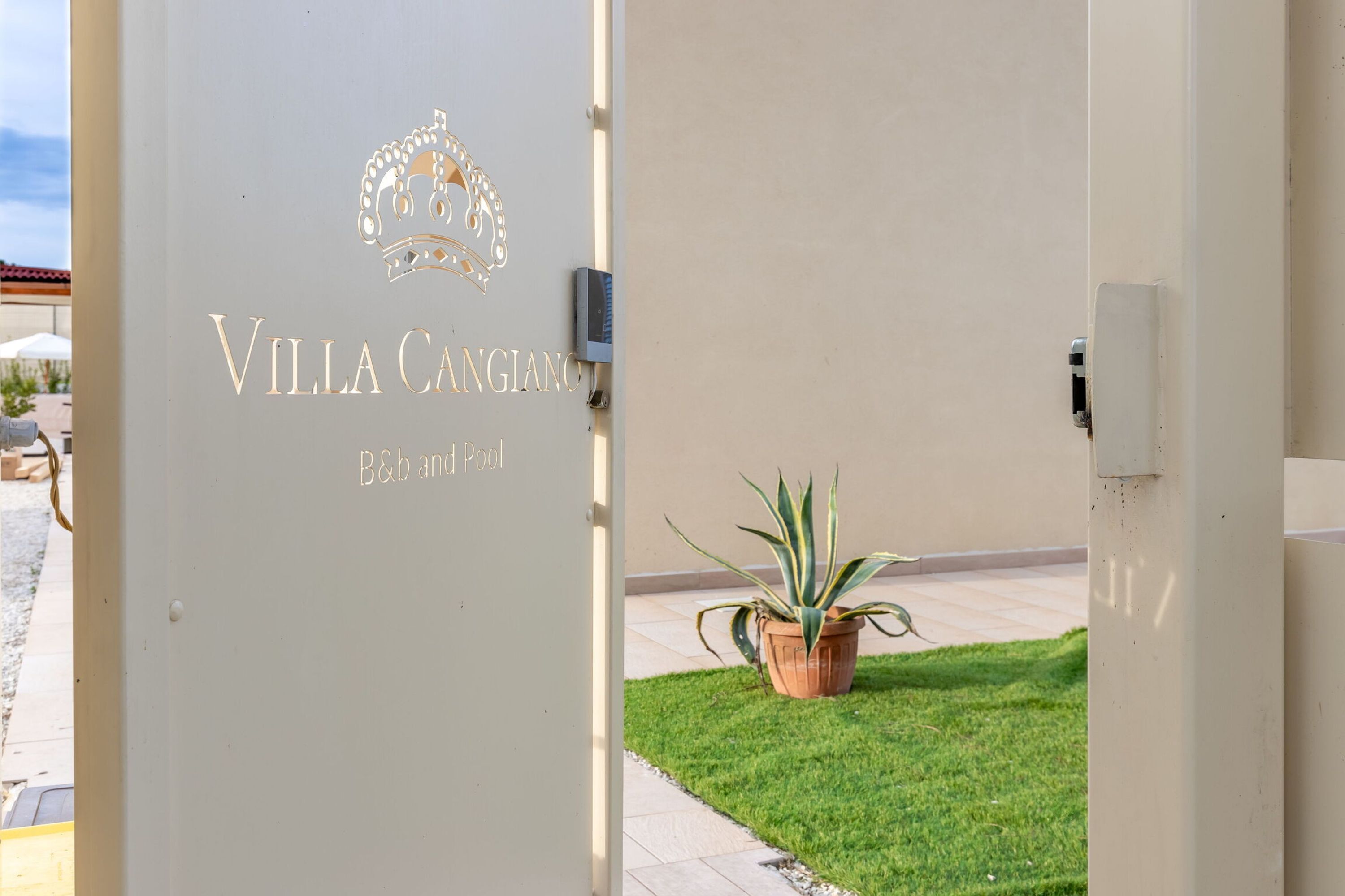 Villa, Smoking | 1 bedroom, free cots/infant beds