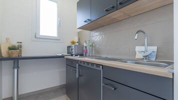 Villa, Smoking | 1 bedroom, free cots/infant beds