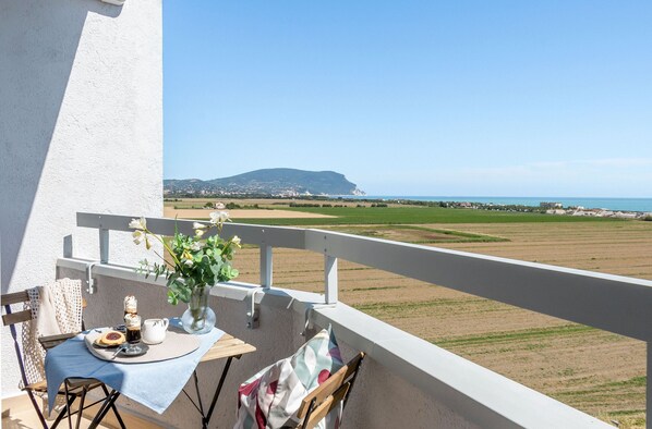 Apartment, Smoking | 1 bedroom, free cribs/infant beds - Suite Mareconero in Porto Recanati (Porto Recanati)