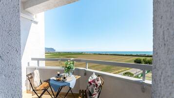 Apartemen, Boleh Merokok | 1 kamar tidur dan tempat tidur bayi gratis