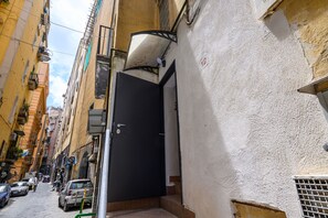 2 bedrooms - Vico Graziella 12 in Naples (Naples)