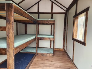 Basic Cottage | Free WiFi - Diamond Hill Resort  (North Battleford)