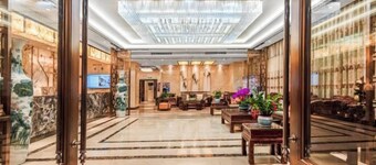 Jinpin Feicui Hotel (Pingzhou Yuqijie Subway Station Branch Pingnan)