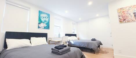 3 bedrooms, iron/ironing board, travel crib, free WiFi