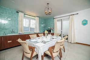 Standard Villa | In-room dining