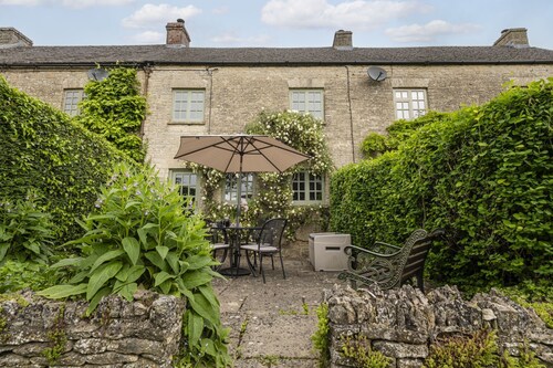 Charming dog friendly holiday cottage - Lilac Cottage
