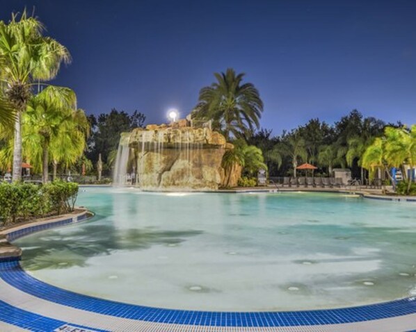 Piscina all'aperto