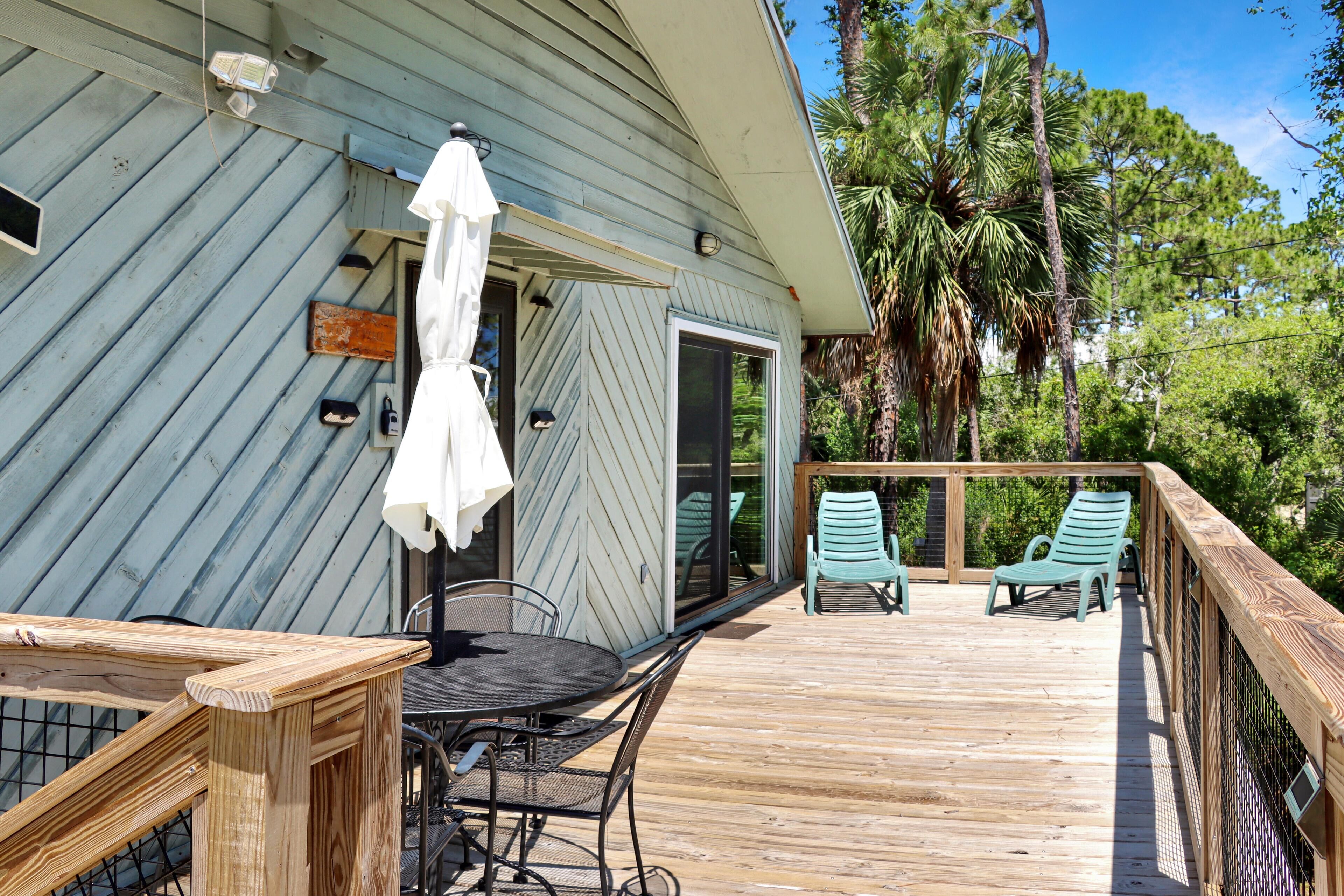 House, 1 Queen Bed with Sofa bed (Alfie's Place) | Outdoor dining