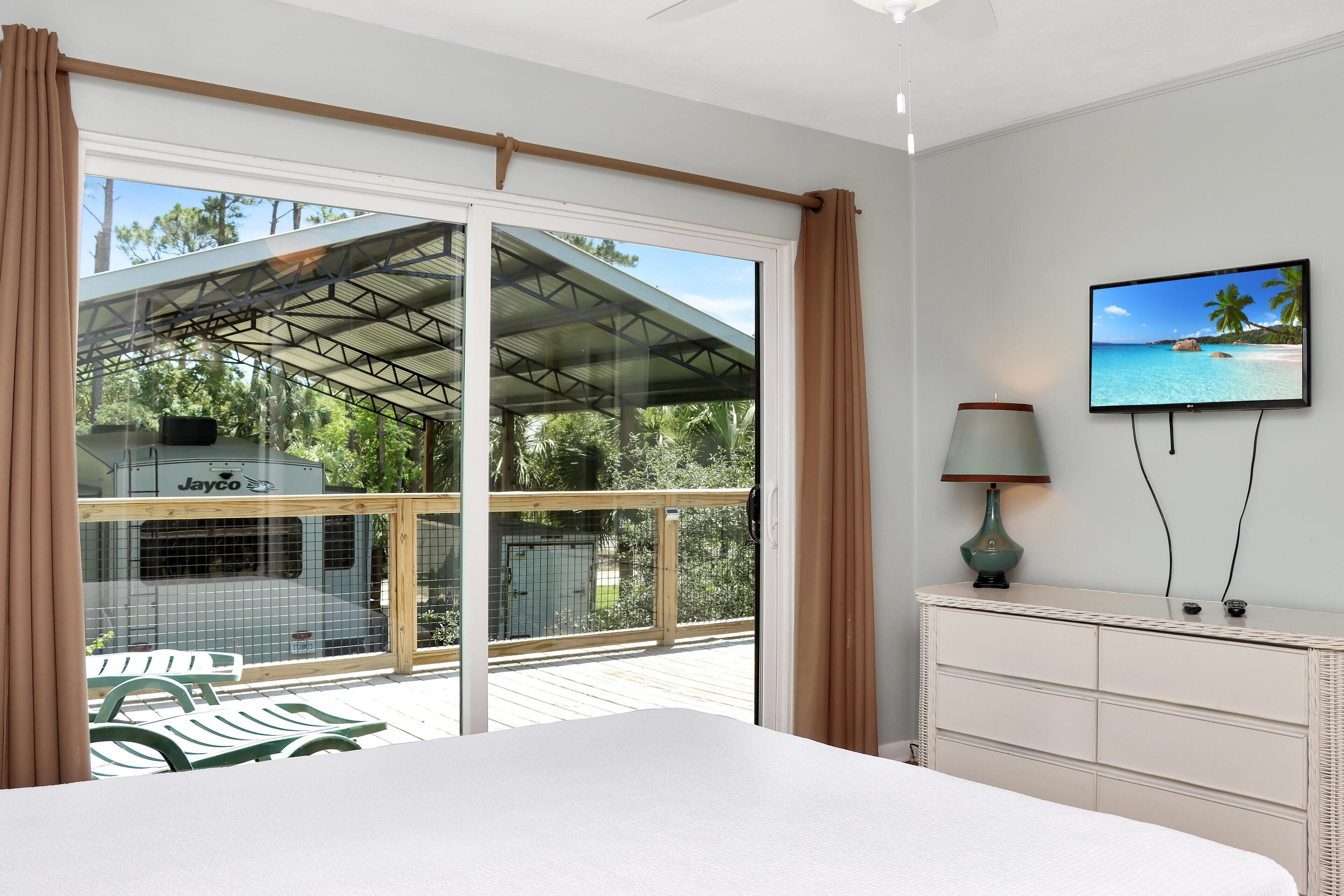 House, 1 Queen Bed with Sofa bed (Alfie's Place) | 2 bedrooms