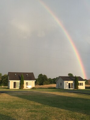 Exterior - #48 Isle View - Sleeps 6, Sunsets & Beach (Alburgh)