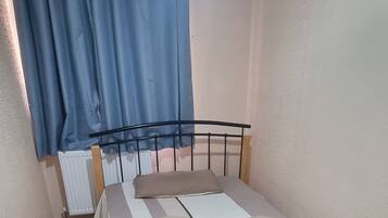 2 dormitorios, tabla de planchar con plancha, wifi y ropa de cama