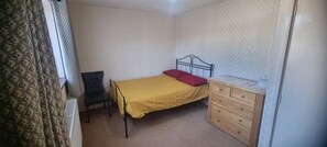 2 soverom, strykejern/-brett, wi-fi og sengetøy