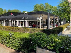 Exterior - Luxury Holiday Thatched House In Baarle-nassau (Baarle-Nassau)