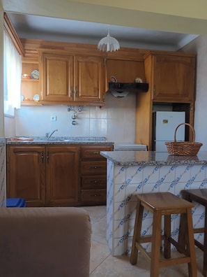 Apartment, 2 Bedrooms | Private kitchen