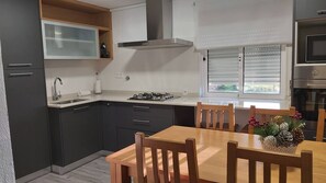 Apartment, 4 Bedrooms | Private kitchen - Casas do Castelo (Seia)