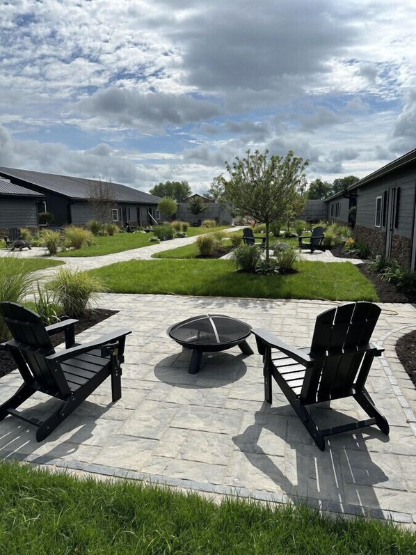 Terrace/patio - Big Cat Bungalows at The Haven - Lion 2 (Chittenango)