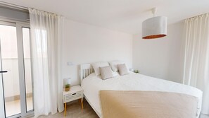 3 quartos, ferros/tábuas de passar roupa, Wi-Fi de cortesia