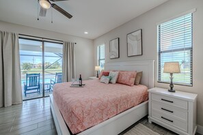 4 soverom, skrivebord, strykejern/-brett og wi-fi (inkludert)