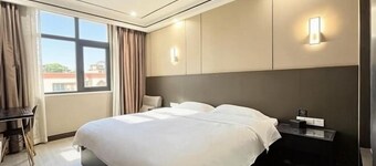Chongqing Jiayumei Hotel
