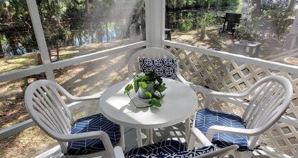 Ibis Cove-Waterfront townhome with community pool