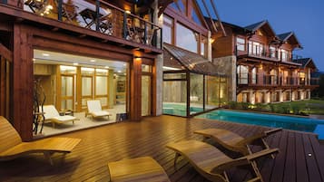 Indoor pool, outdoor pool, open 10:00 AM to 10:00 PM, pool umbrellas