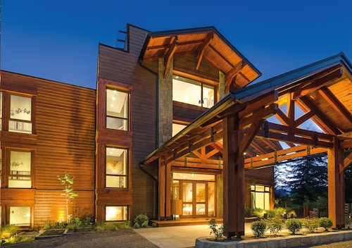 Huenú by DOT Boutique