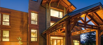 Huenú by DOT Boutique