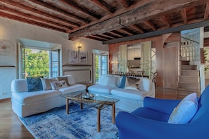Apartment, Lake View | Living area