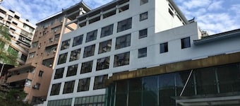 Yunyang Huaxu Hotel