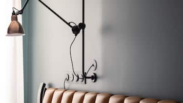 Premium tweepersoonskamer, uitzicht op de stad | 1 slaapkamer, een bureau, een laptopwerkplek, geluiddichte muren