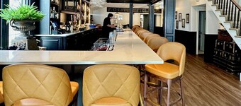 Old Village Inn - King Room