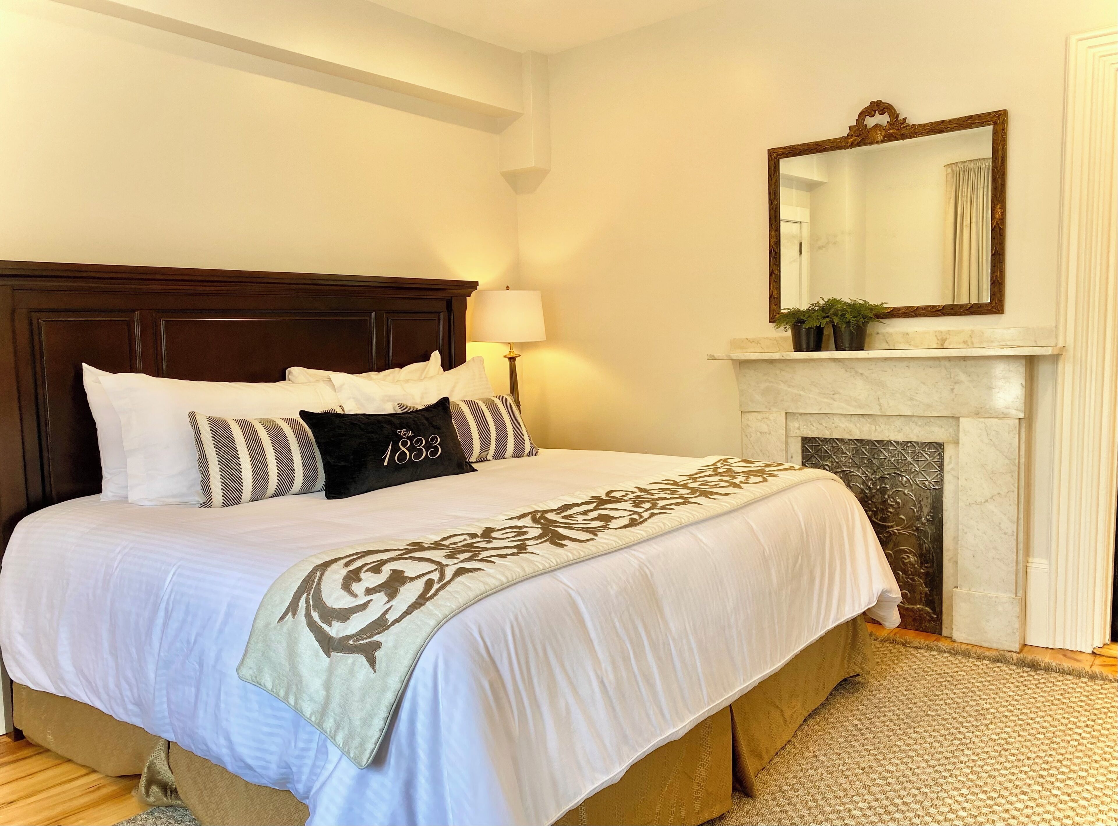1 bedroom, iron/ironing board, WiFi (free), bed sheets