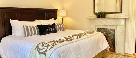 1 bedroom, iron/ironing board, WiFi (free), bed sheets
