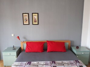 1 makuuhuone, silitysrauta/-lauta, Wi-Fi, vuodevaatteet