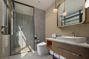 Bathroom - Home2 Wuhan Hankou Railway Station (Wuhan)