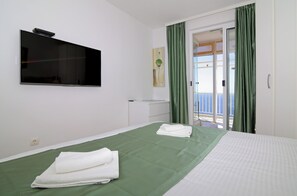 Panoramic Penthouse, Sea View | 1 bedroom, individually decorated, individually furnished - Kates place (Dubrovnik)