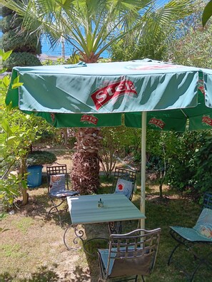 Kahden hengen perushuone yhdelle, parveke | Terassi/patio