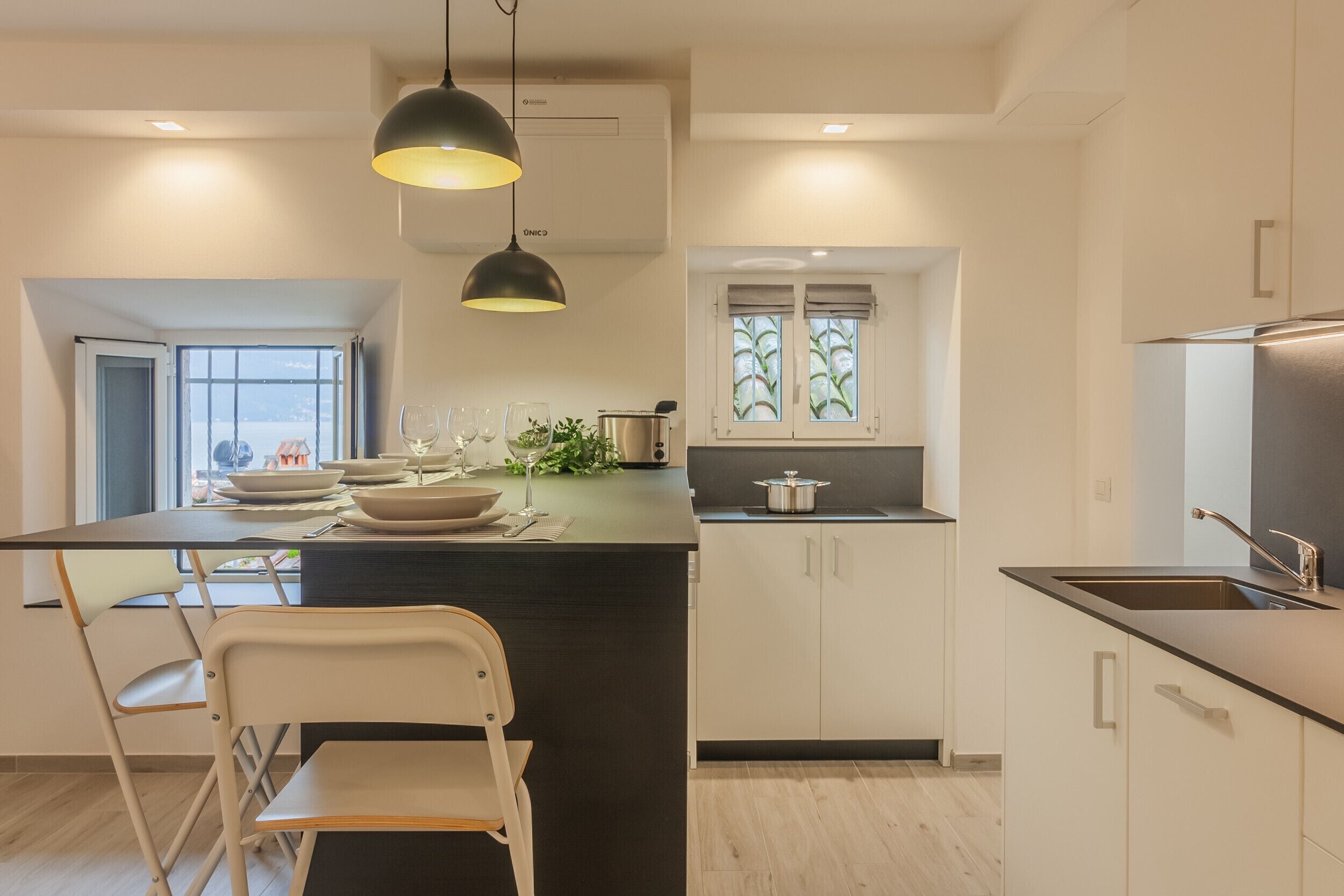 Fridge, microwave, dishwasher, coffee/tea maker