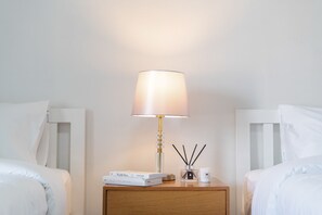 Superior Twin Room, Balcony | Individually furnished, desk, soundproofing, free WiFi