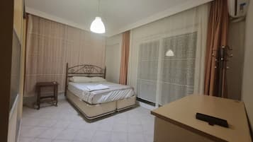 3 chambres, fer et planche Ă repasser, Wi-Fi, draps fournis