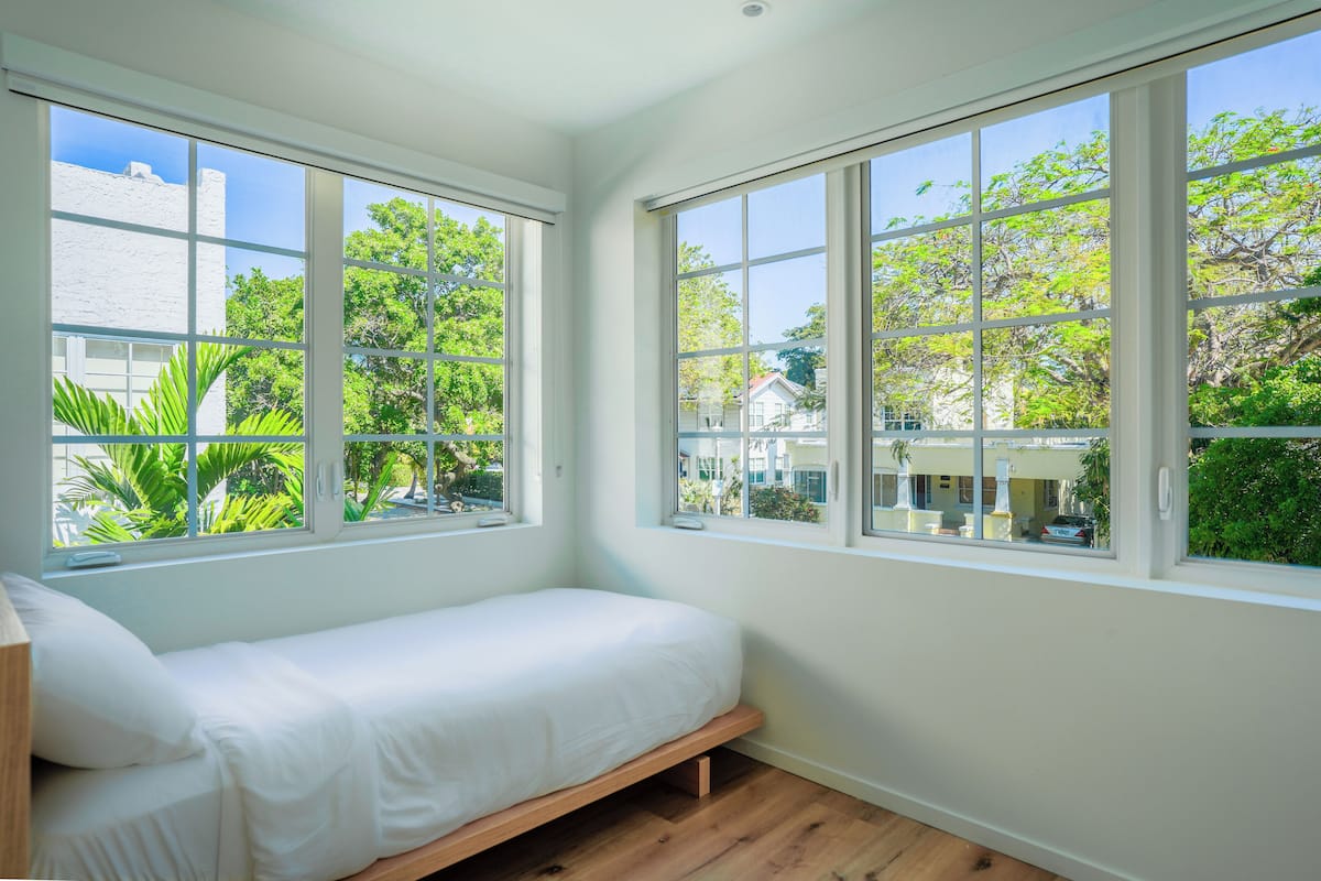 Appartement Design, plusieurs chambres | 1 chambre, fer et planche à repasser, Wi-Fi gratuit, draps fournis