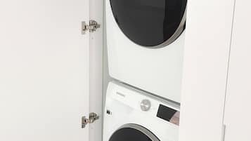 Design Apartment, 1 Bedroom | Laundry